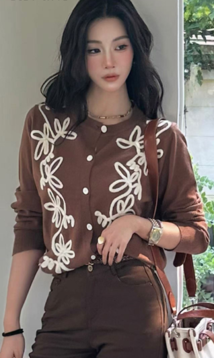 mmexport1763190213951~2